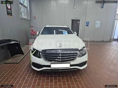 Photo 1 of 12: 2017 Mercedes-Benz E220d, VIN WDDZF0EB2HA280094 — Korean insurance auction
