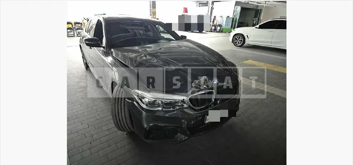 Photo 2 of 14: 2019 BMW 530i M Sport Package Plus — Korean insurance auction