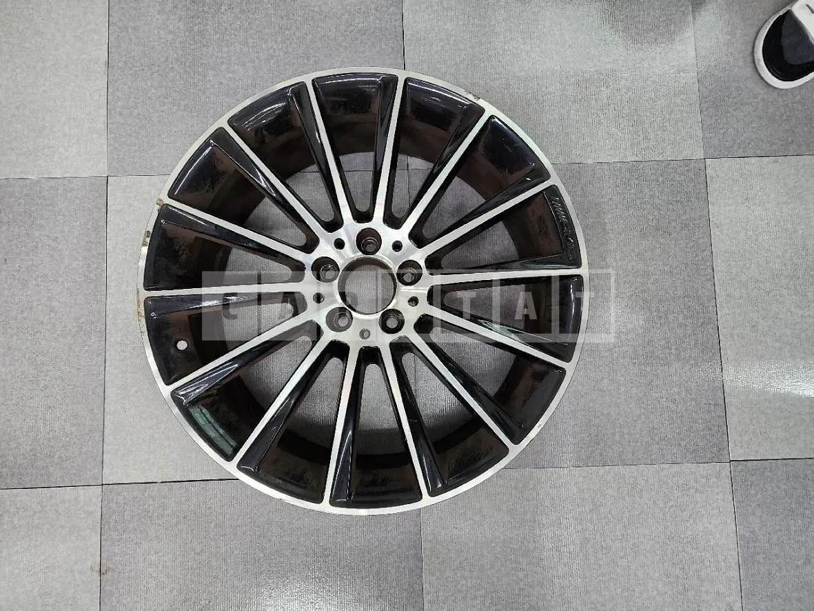 Photo 2 of 3: 2019 Mercedes-Benz (parts) GLC300 4Matic Wheels — Korean insurance auction