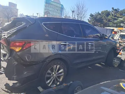 Photo 1 of 5: 2016 Hyundai Santa Fe DM, VIN KMHSW81UBGU697109 — Korean insurance auction