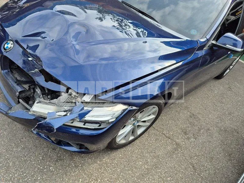 Photo 2 of 33: 2017 BMW 320d — Korean insurance auction