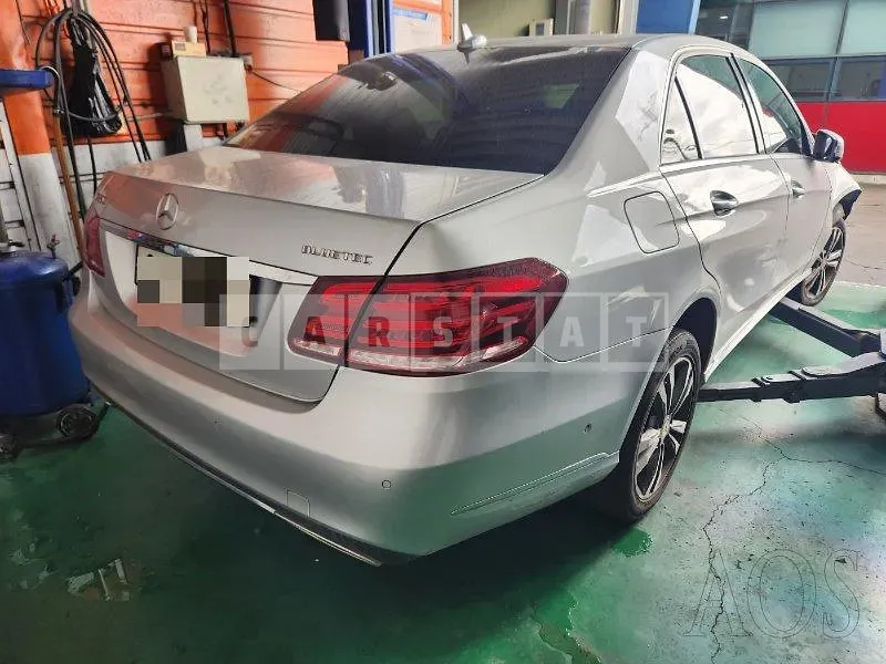 Photo 2 of 32: 2016 Mercedes-Benz E220 BlueTec, VIN WDDHF0AB4GB305538 — Korean insurance auction