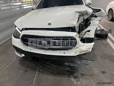 Photo 1 of 18: 2022 Mercedes-Benz E250 — Korean insurance auction