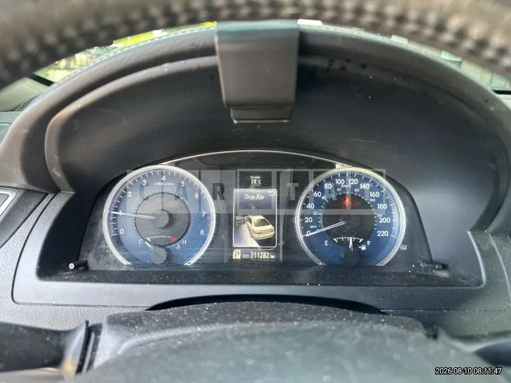 Photo 2 of 14: 2015 Toyota Camry — Korean insurance auction