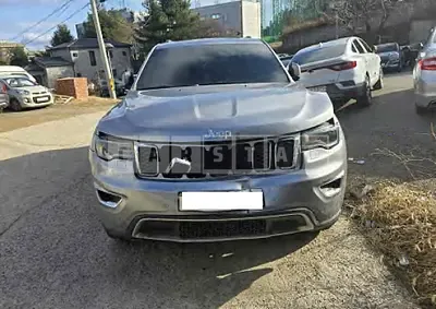Photo 1 of 8: 2017 Jeep Zip Grand Cherokee — Korean insurance auction