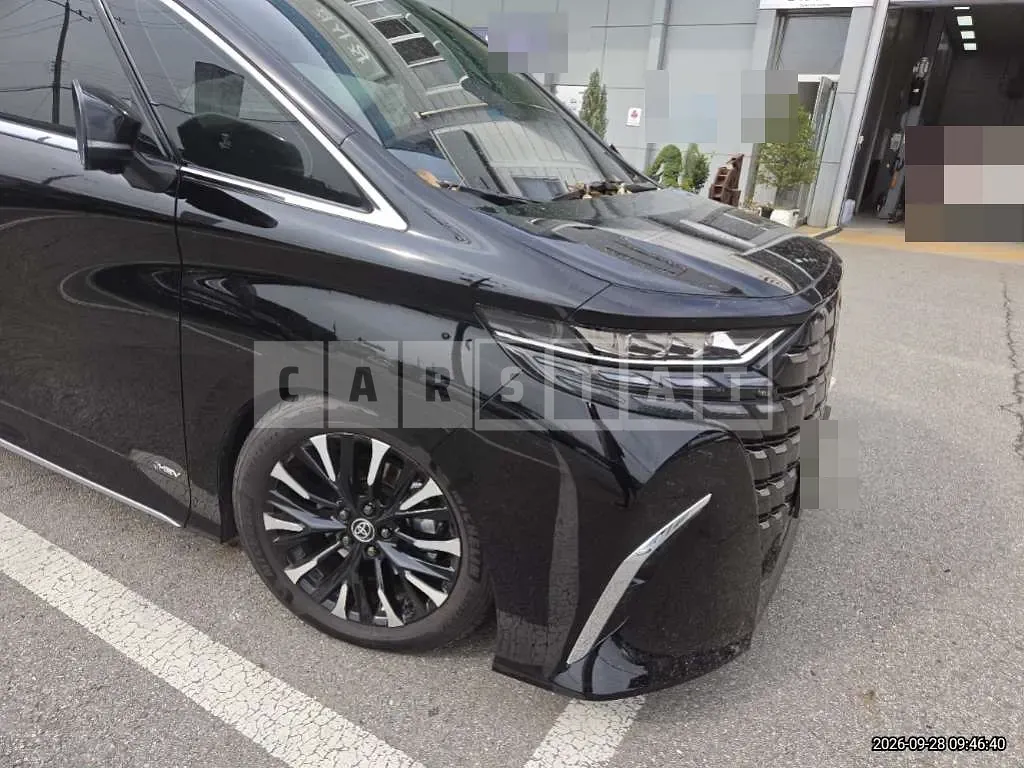 Photo 2 of 19: 2024 Toyota Alphard Hybrid — Korean insurance auction