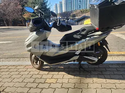 2025 (two-wheel) PCX125