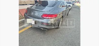 Photo 1 of 31: 2018 Mercedes-Benz C 200 Coupe — Korean insurance auction