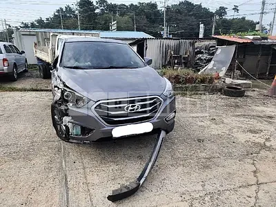 Photo 1 of 9: 2015 Hyundai Tucson, VIN KMHJT81VBFU975322 — Korean insurance auction