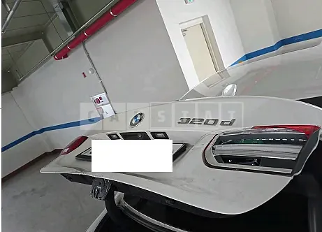 Photo 2 of 19: 2018 BMW 320d — Korean insurance auction