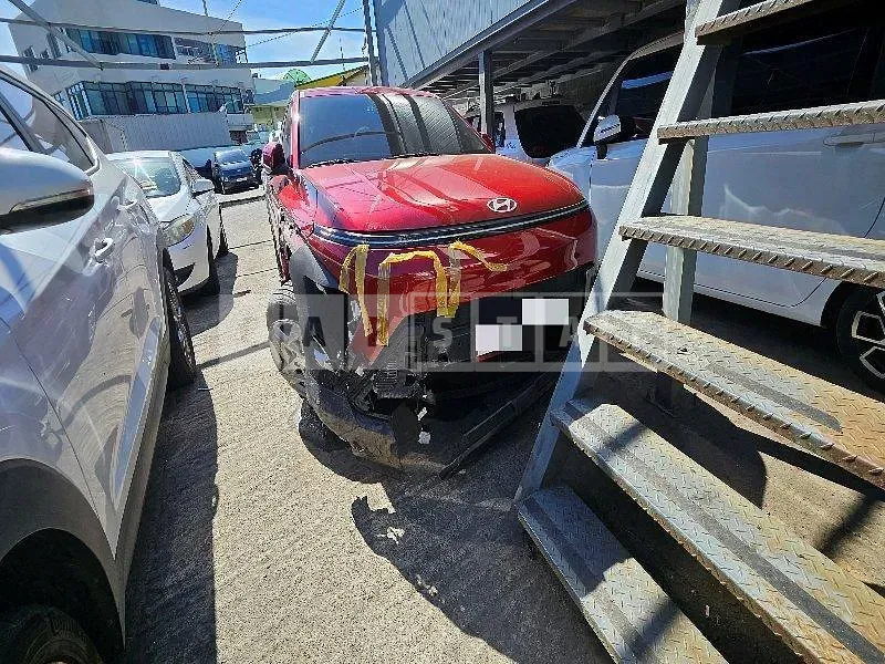 Photo 2 of 37: 2023 Hyundai Kona, VIN KMHHB813DPU005284 — Korean insurance auction