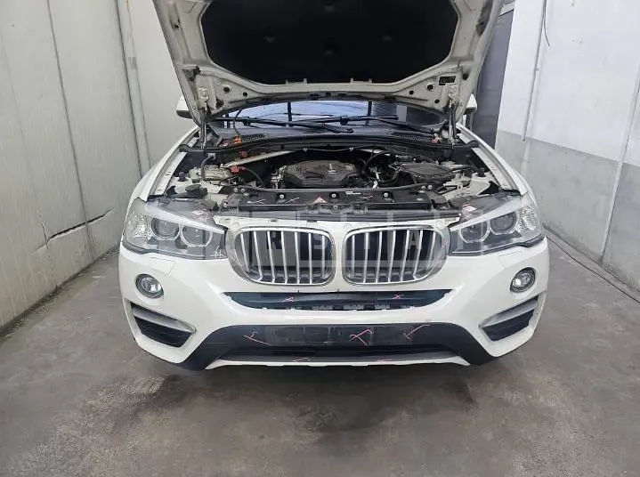 Photo 2 of 53: 2015 BMW X4 xDrive20d, VIN WBAXX1106F0L92972 — Korean insurance auction