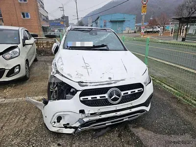 2021 Mercedes-Benz GLA220