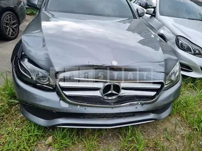 Photo 1 of 19: 2016 Mercedes-Benz E220 d — Korean insurance auction