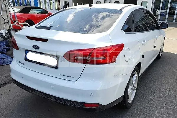 Photo 2 of 10: 2016 Ford Focus 1.5, VIN WF04XXGCCGFU29323 — Korean insurance auction