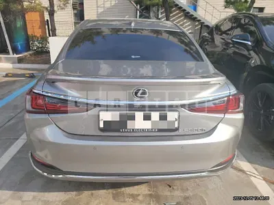 Photo 1 of 21: 2023 Lexus ES300h, VIN JTHBA1C19P2019580 — Korean insurance auction