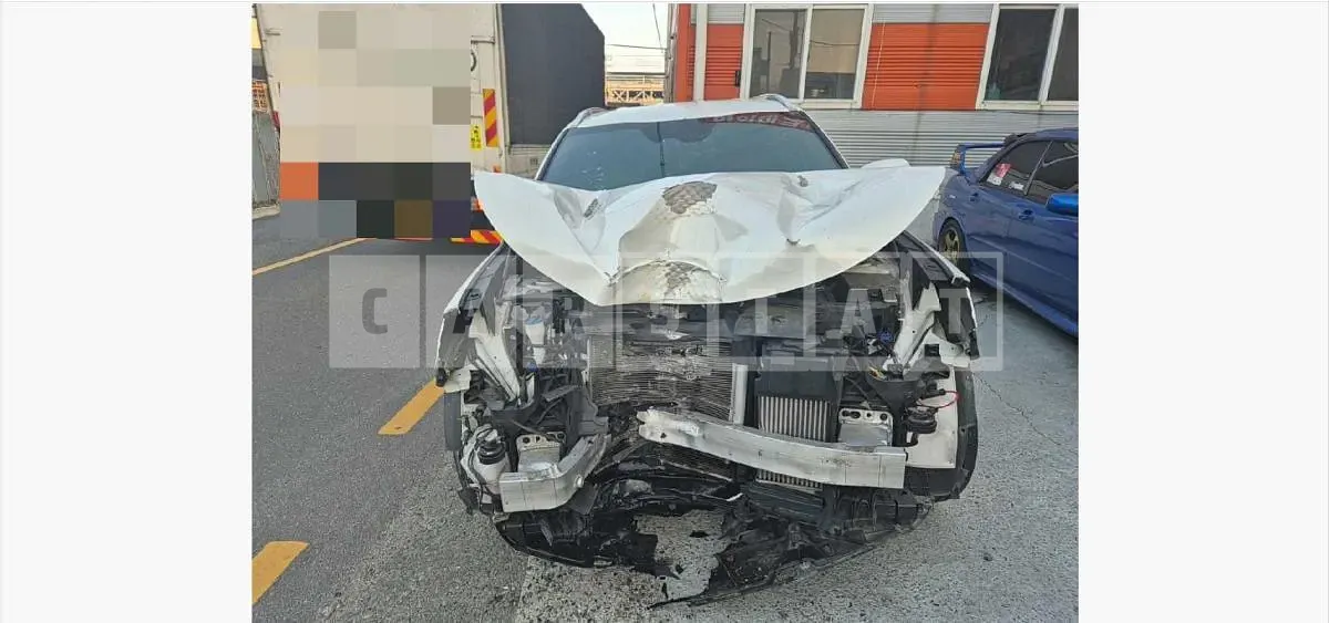 Photo 2 of 28: 2022 Kia Sorento — Korean insurance auction