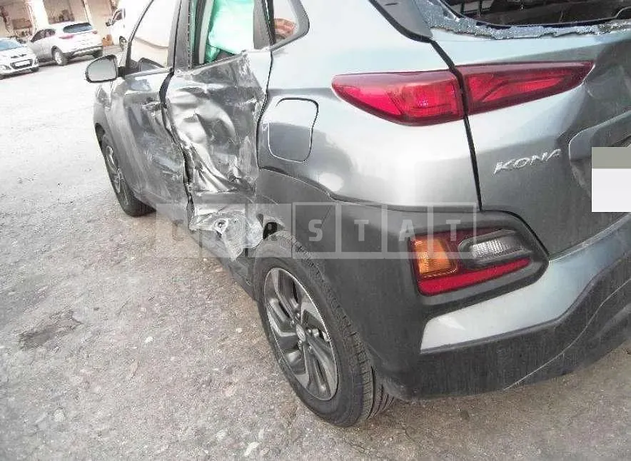 Photo 2 of 9: 2019 Hyundai Kona Hybrid — Korean insurance auction