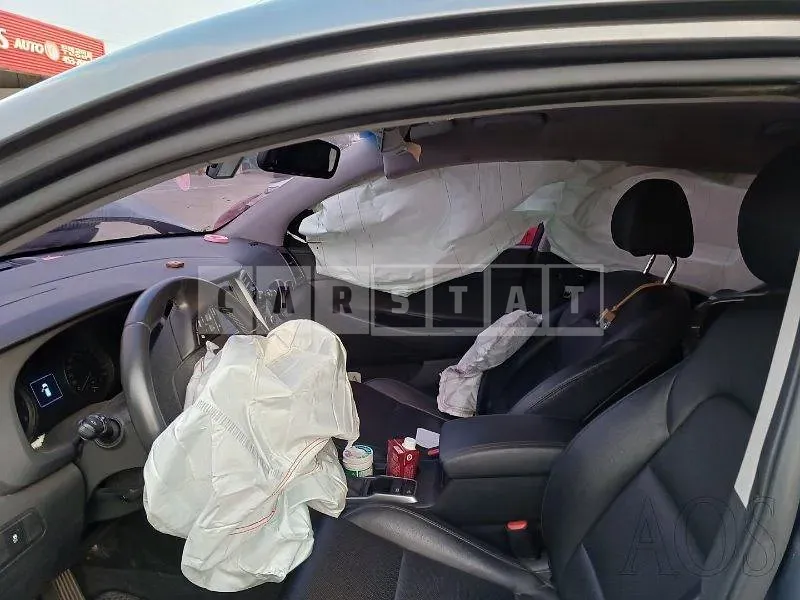 Photo 2 of 9: 2017 Hyundai Tucson, VIN KMHJ3812GHU272394 — Korean insurance auction