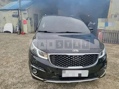 Photo 1 of 78: 2018 Kia Carnivals — Korean insurance auction