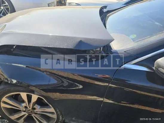 Photo 2 of 20: 2018 Mercedes-Benz C 220d — Korean insurance auction