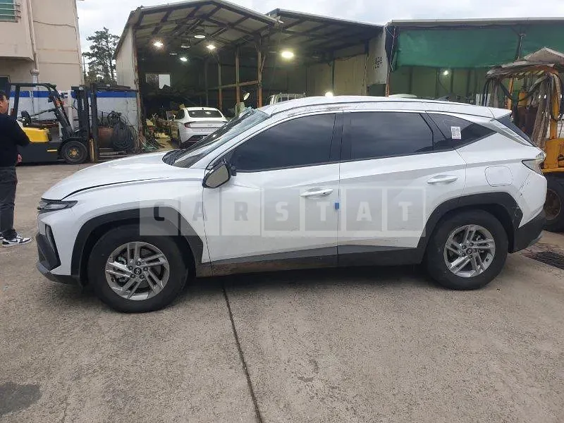 Photo 2 of 27: 2024 Hyundai Tucson — Korean insurance auction