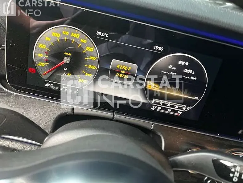 Photo 2 of 17: 2018 Mercedes-Benz E220 d Cabriolet, VIN WDD1K1EB1JF036542 — Korean insurance auction