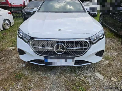 Photo 1 of 14: 2024 Mercedes-Benz E200 — Korean insurance auction