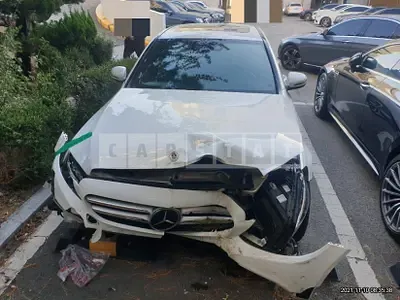 Photo 1 of 8: 2018 Mercedes-Benz C350 e, VIN WDDWF4HB6JR417891 — Korean insurance auction