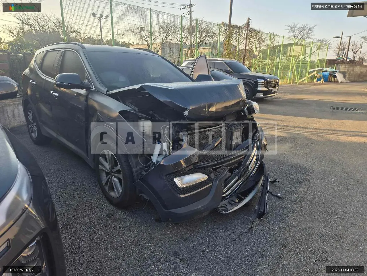 Photo 2 of 8: 2015 Hyundai Santa Fe, VIN KMHSW81UBFU474461 — Korean insurance auction