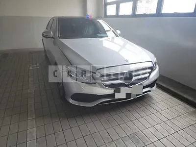 Photo 1 of 12: 2017 Mercedes-Benz E300 4Matic — Korean insurance auction