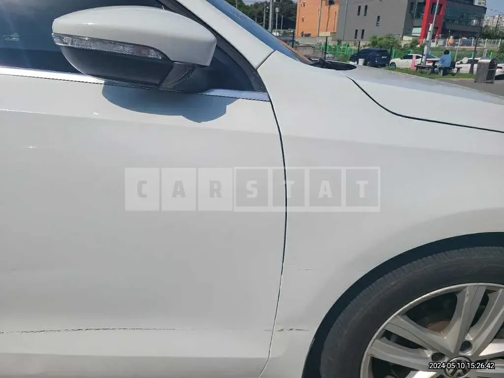 Photo 2 of 21: 2015 Volkswagen Jetta 2.0 TDI BMT Premium — Korean insurance auction