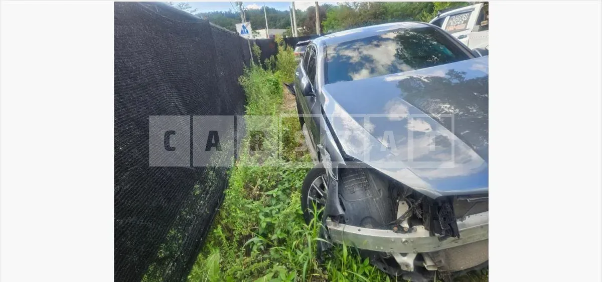 Photo 2 of 10: 2018 Mercedes-Benz GLC220 d 4Matic Coupe — Korean insurance auction