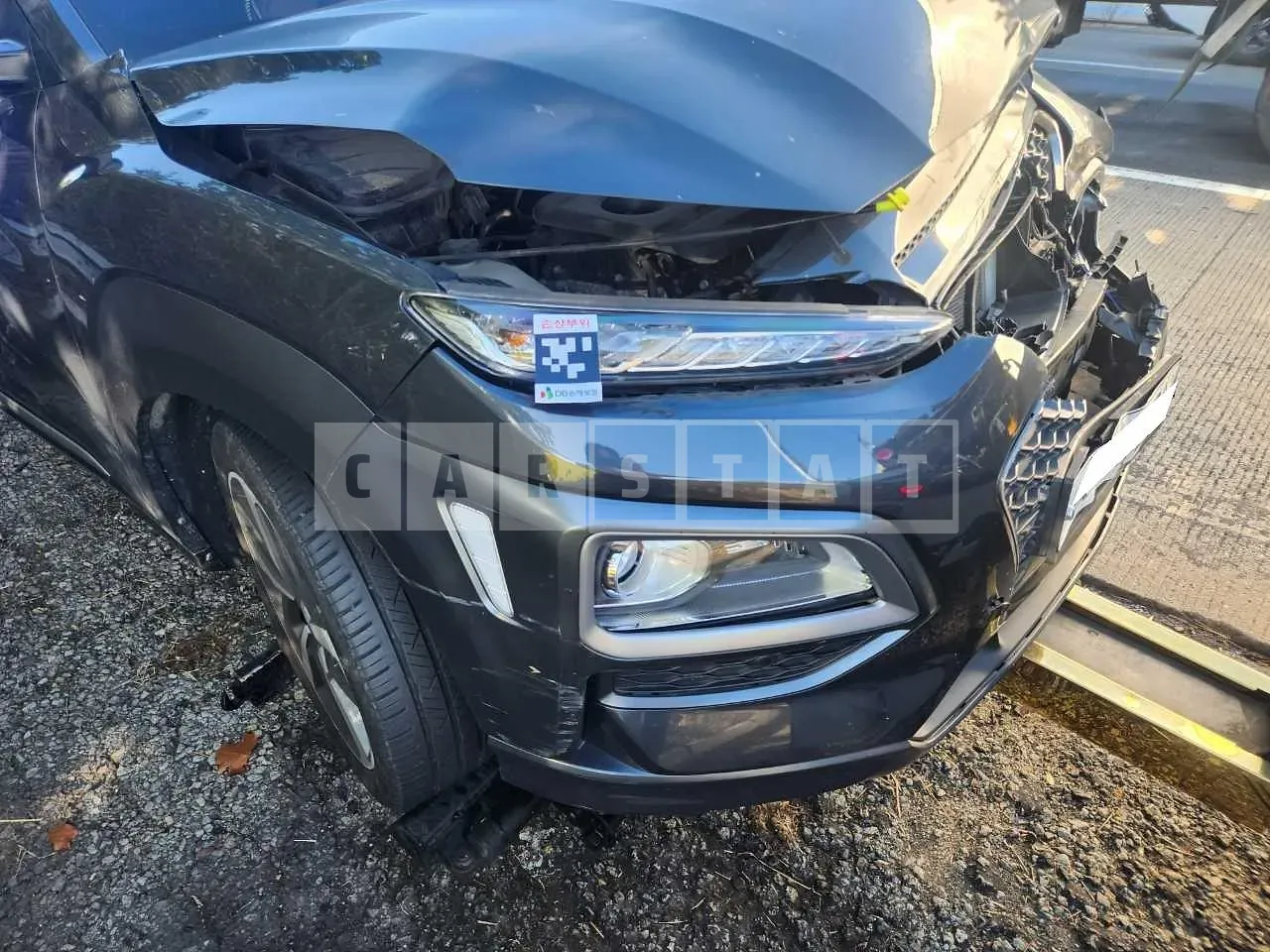 Photo 2 of 15: 2017 Hyundai Kona, VIN KMHK3816GJU035280 — Korean insurance auction