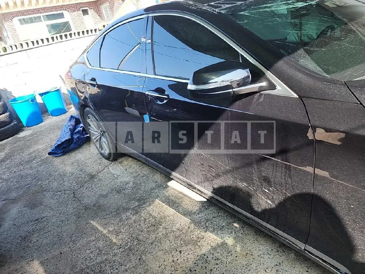 Photo 2 of 25: 2019 Genesis G80 — Korean insurance auction