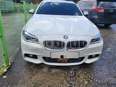 Photo 1 of 34: 2016 BMW 520d, VIN WBA5E5107GG208796 — Korean insurance auction