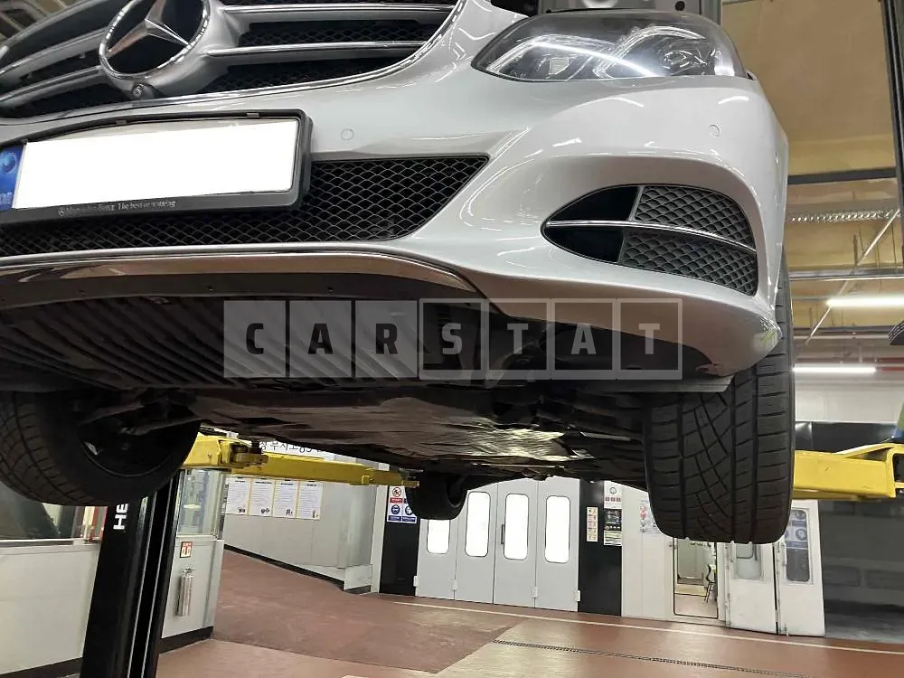 Photo 2 of 17: 2016 Mercedes-Benz E250 BlueTec 4Matic, VIN WDDHF9HB3GB303189 — Korean insurance auction