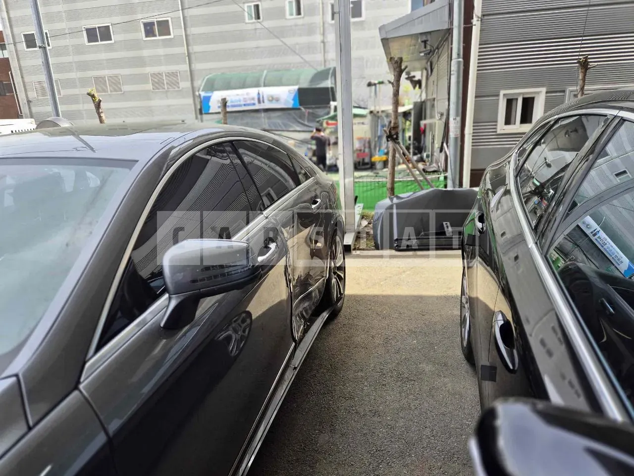 Photo 2 of 17: 2017 Mercedes-Benz CLS250d 4Matic, VIN WDDLJ9HB2HA194899 — Korean insurance auction