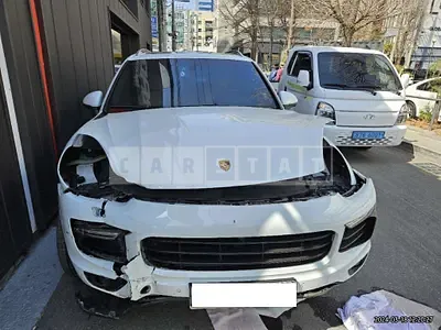 Photo 1 of 16: 2016 Porsche Cayenne Diesel, VIN WP1AF2928GKA49415 — Korean insurance auction