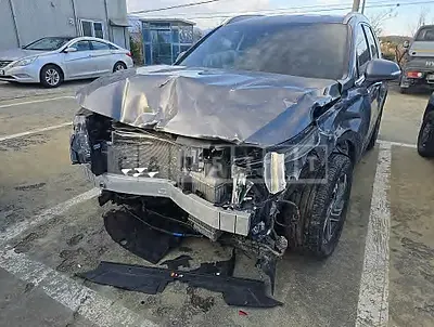 Photo 1 of 50: 2021 Hyundai Santa Fe — Korean insurance auction