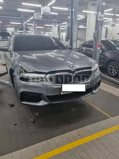 Photo 1 of 17: 2020 BMW 530i M Sport Package, VIN WBAJR5101LWW65459 — Korean insurance auction