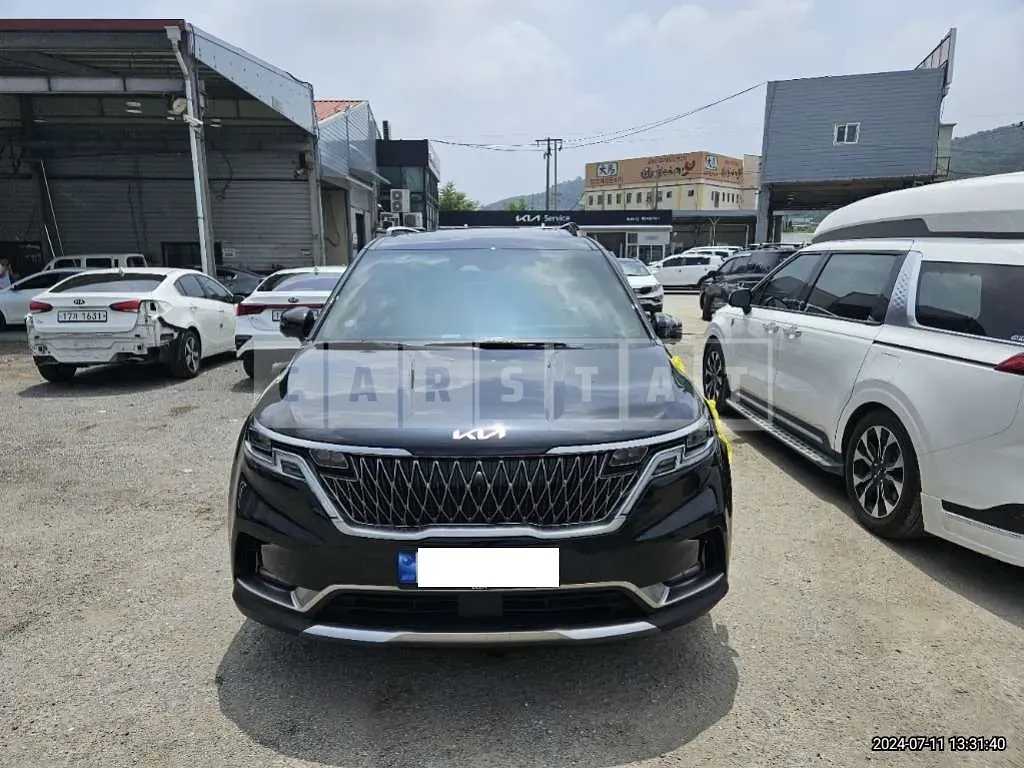 Photo 2 of 22: 2023 Kia Carnival — Korean insurance auction