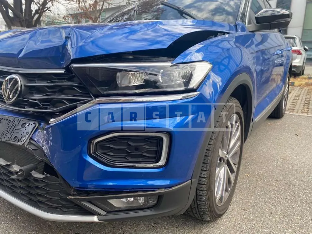 Photo 2 of 30: 2022 Volkswagen T-Roc 2.0 TDI, VIN WVGZZZA1ZNV054588 — Korean insurance auction