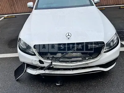Photo 1 of 60: 2020 Mercedes-Benz E220 d 4Matic, VIN W1KZF0FB4LA830449 — Korean insurance auction