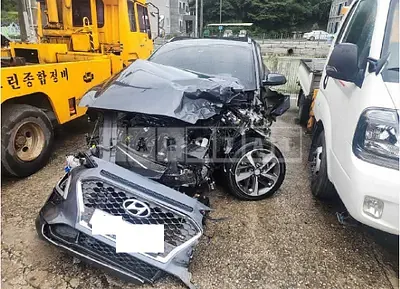 Photo 1 of 5: 2019 Hyundai Kona — Korean insurance auction
