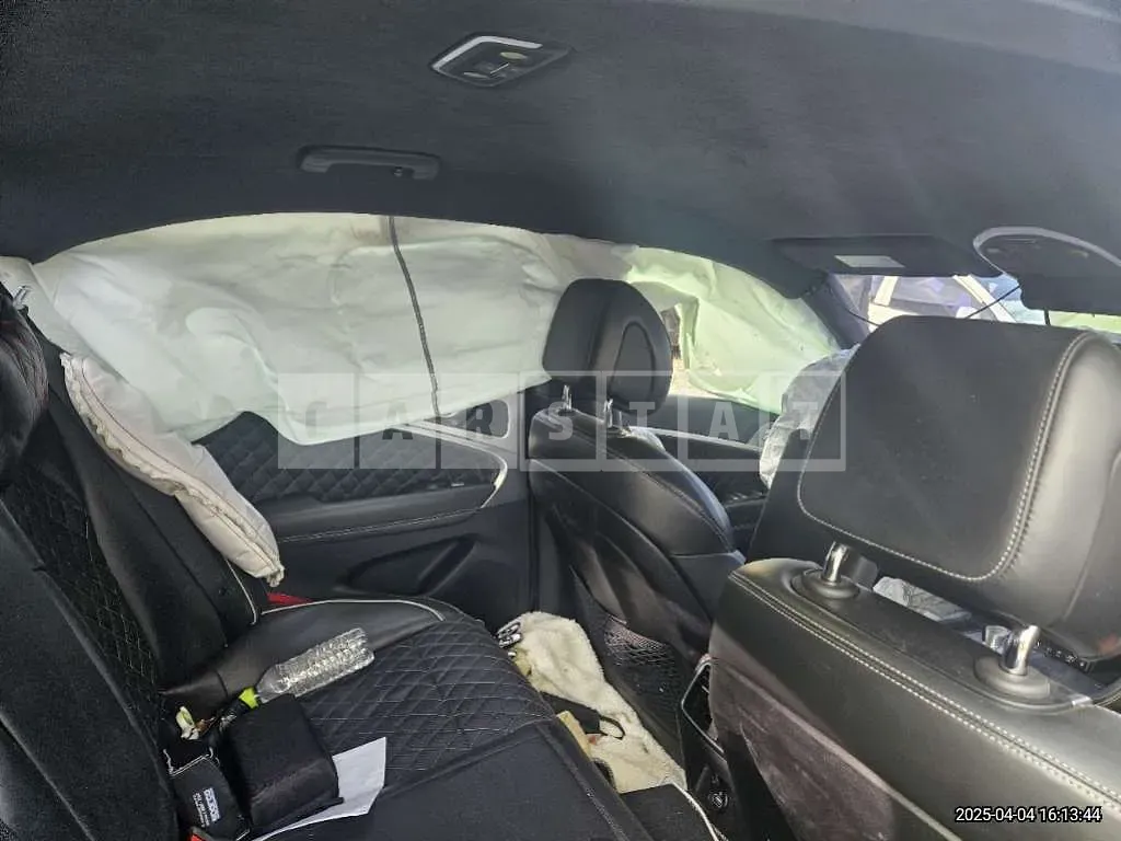 Photo 2 of 9: 2018 Genesis G70 3.3T — Korean insurance auction