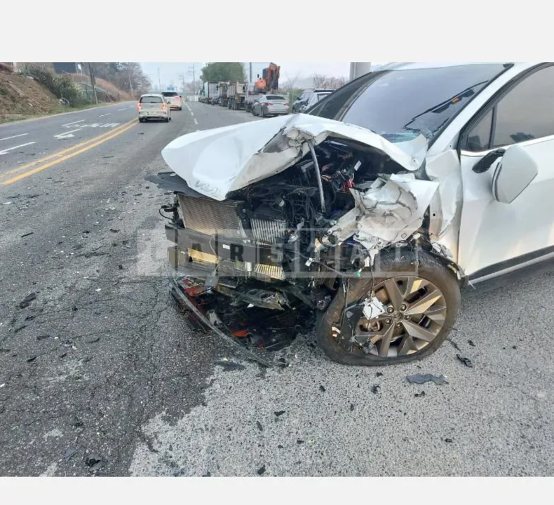 Photo 2 of 4: 2024 Kia Sportage — Korean insurance auction