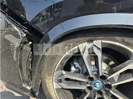 Photo 2 of 15: 2024 BMW iX1 xDrive30 — Korean insurance auction