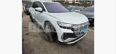 Photo 1 of 33: 2023 Audi Q4 40 e-tron — Korean insurance auction