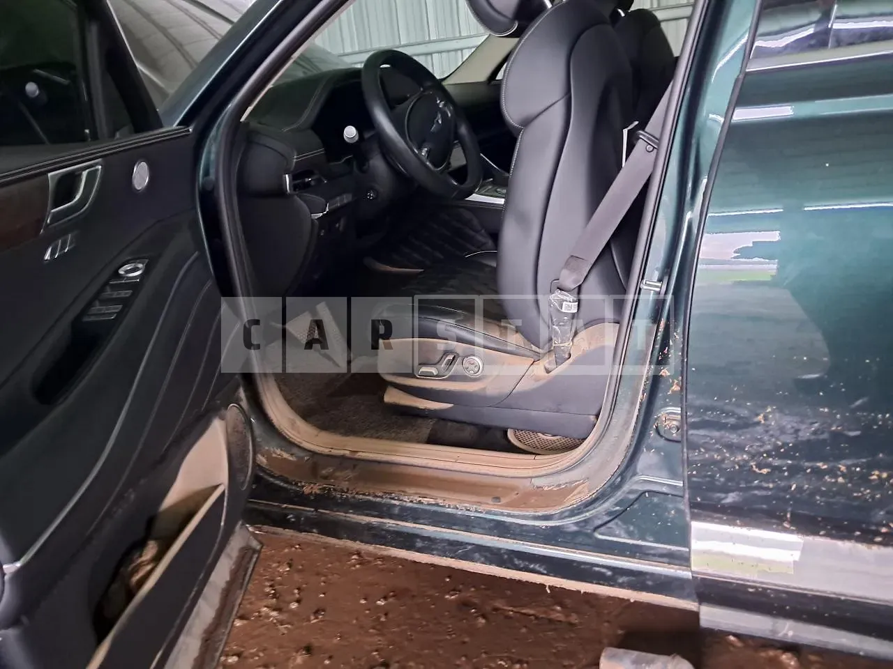 Photo 3 of 3: 2022 Genesis GV80, VIN KMTHB81DDNU107342 — Korean insurance auction